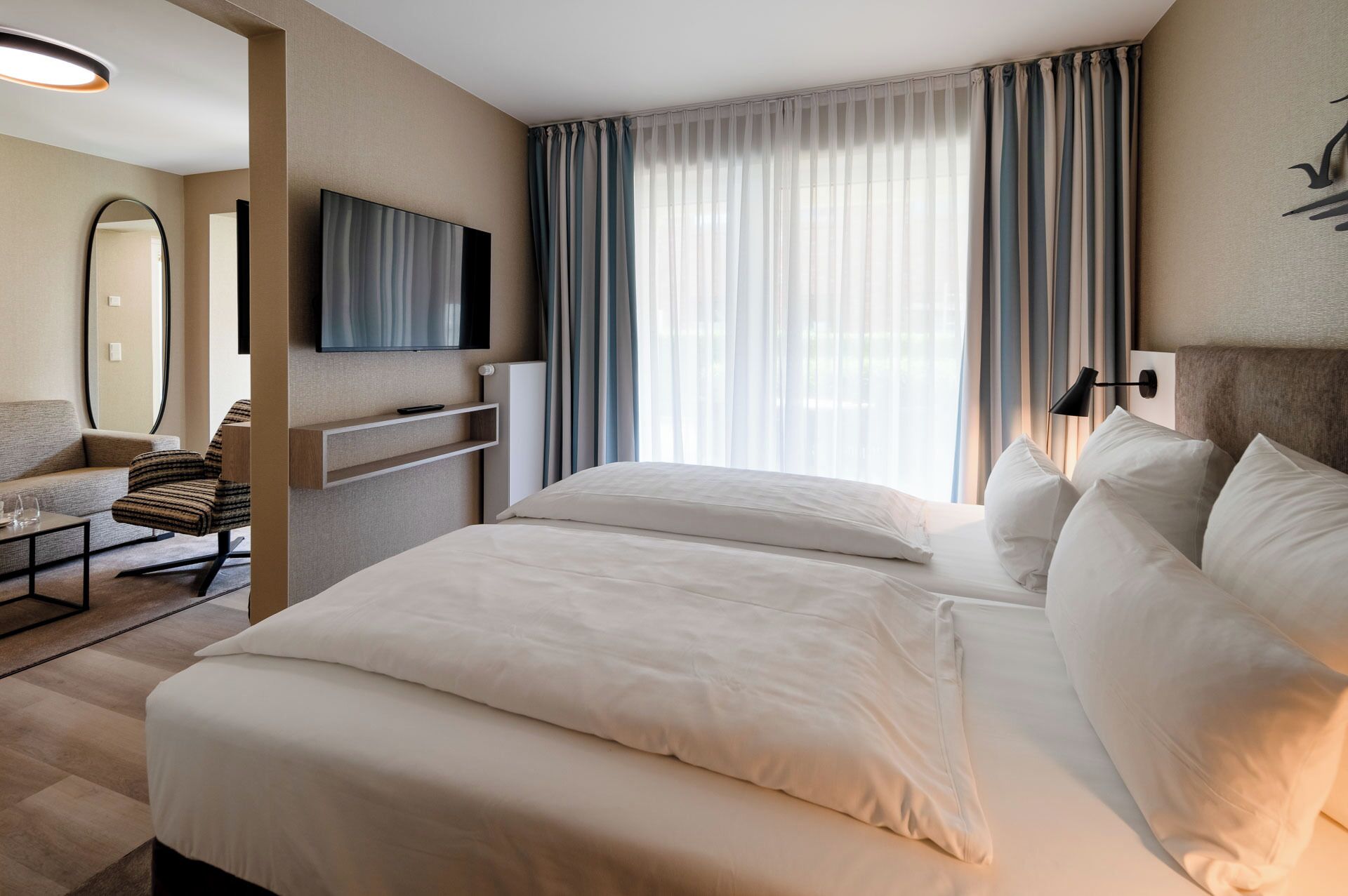 studio s | 1 bedroom, in-room safe, desk, laptop workspace