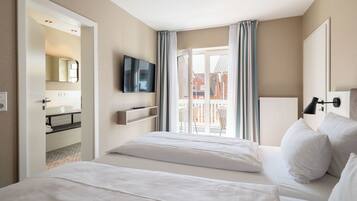 Studio M | 1 bedroom, in-room safe, desk, laptop workspace