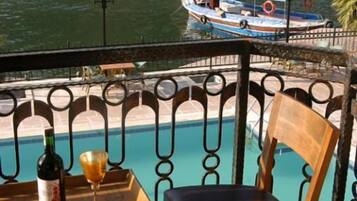 Standard Double Room, Canal View | Balcony
