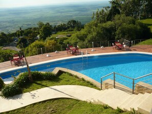 Alberca al aire libre por temporada 