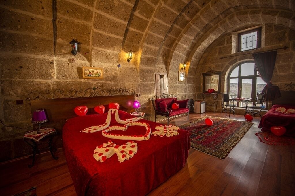 in-room safe, desk, soundproofing, iron/ironing board