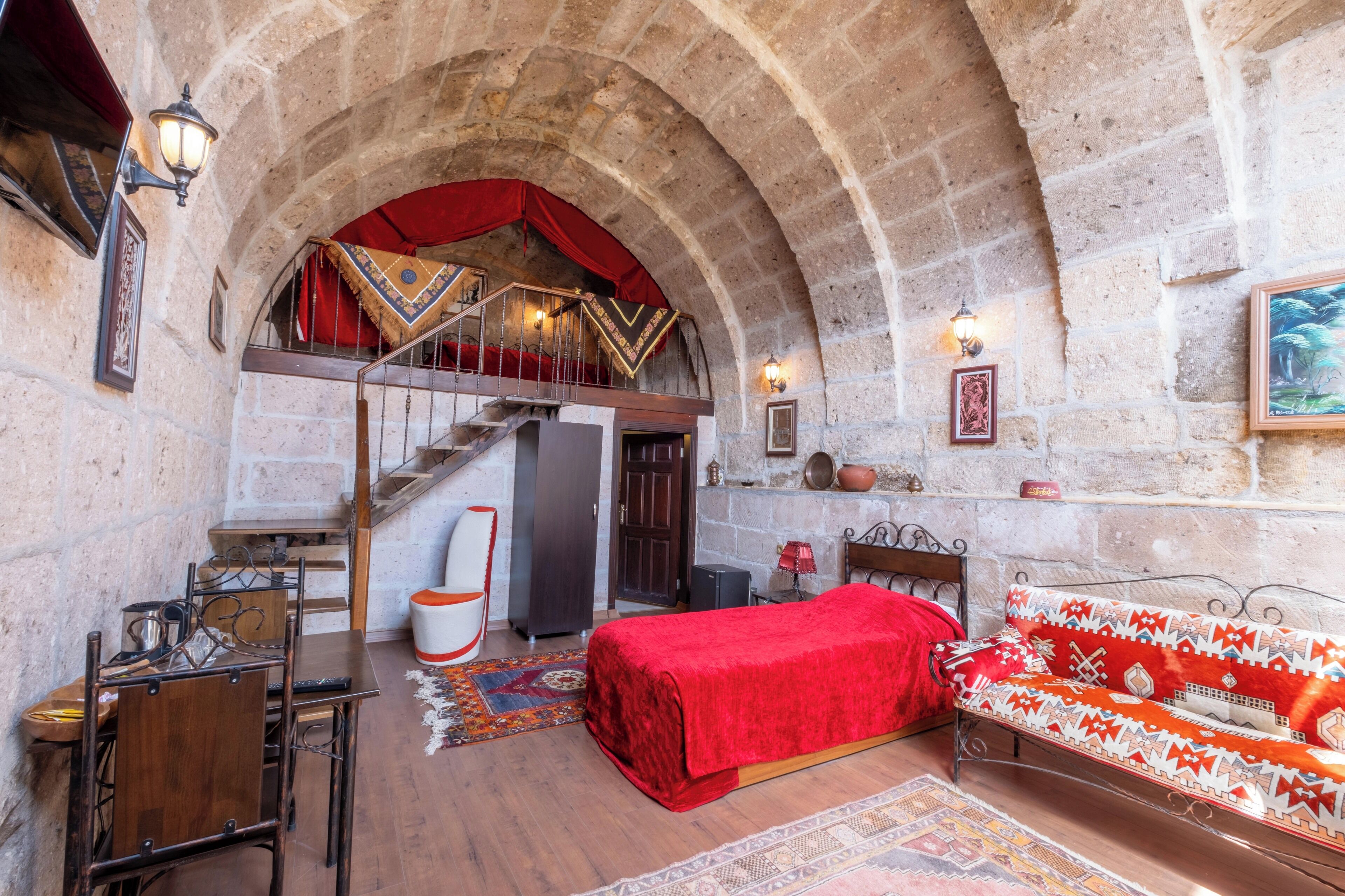 in-room safe, desk, soundproofing, iron/ironing board