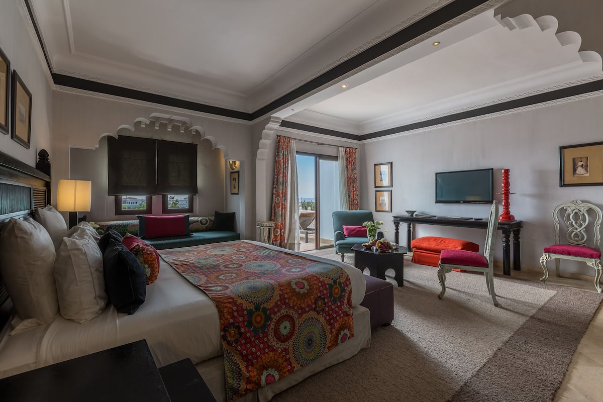 Junior Suite, 1 Queen Bed, Ocean View