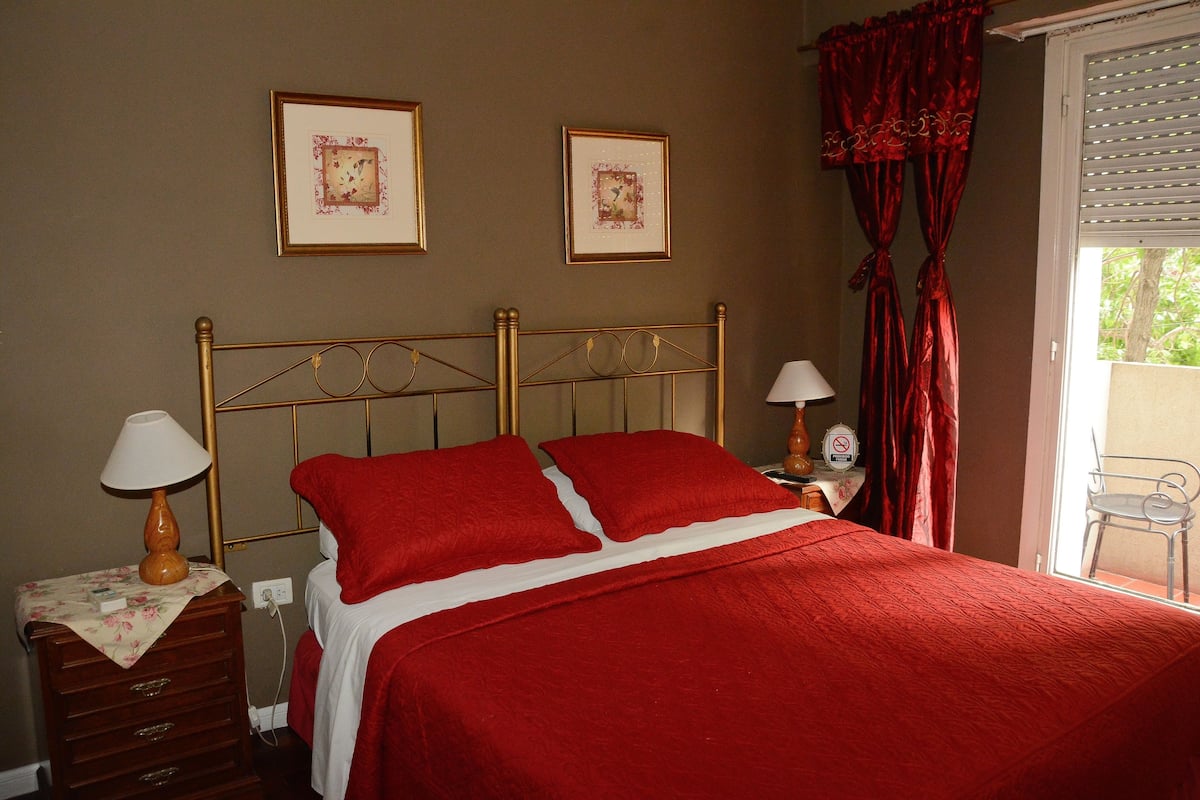 Premium bedding, in-room safe, free WiFi, individually decorated