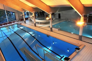 Piscina al coperto