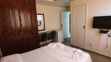 Minibar, desk, blackout curtains, free WiFi