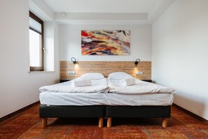 Rom – standard, 2 enkeltsenger | Oppholdsområde | TV