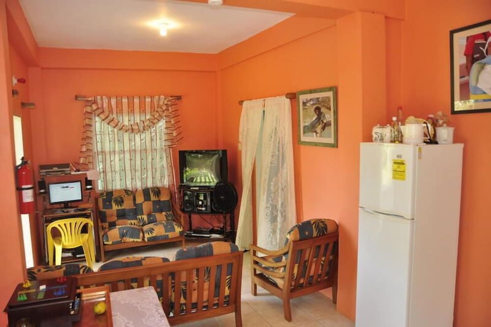 Fish Tobago Guesthouse or Joy and Brandon Guesthouse by null