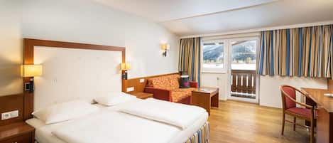 Superior Room, Mountain View | Minibar, in-room safe, desk, laptop workspace