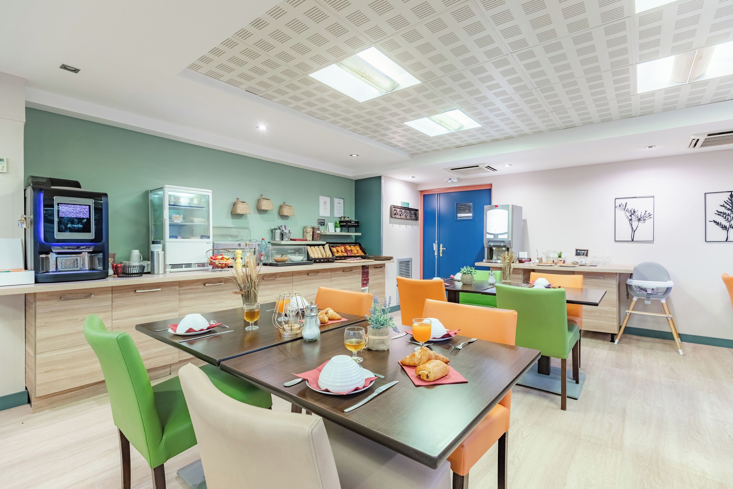 Frokostbuffé hver dag (EUR 9.9 per person)