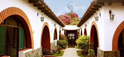 Hacienda Majoro Boutique & Resort