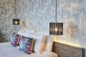 Chambre Exécutive, 1 très grand lit