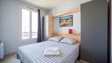Appartement, 1 chambre | Chambres insonorisées, fer et planche à repasser