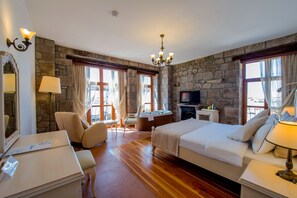 Deluxe Single Room, Sea View | Minibar - Assos Nazlihan Hotel - Special Class (Ayvacik)