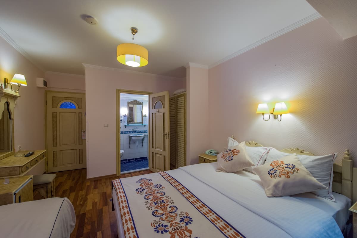Standard Single Room | Minibar