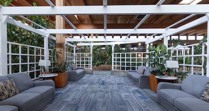 Super 8 by Wyndham Prince George