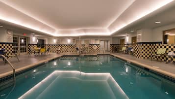 Una piscina techada