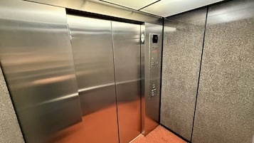 Elevator
