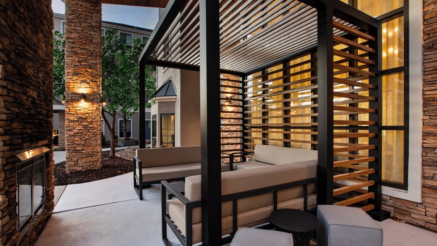 Staybridge Suites Omaha 80th And Dodge by IHG