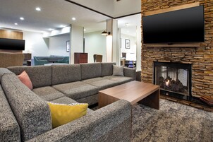 Área de estar no saguão