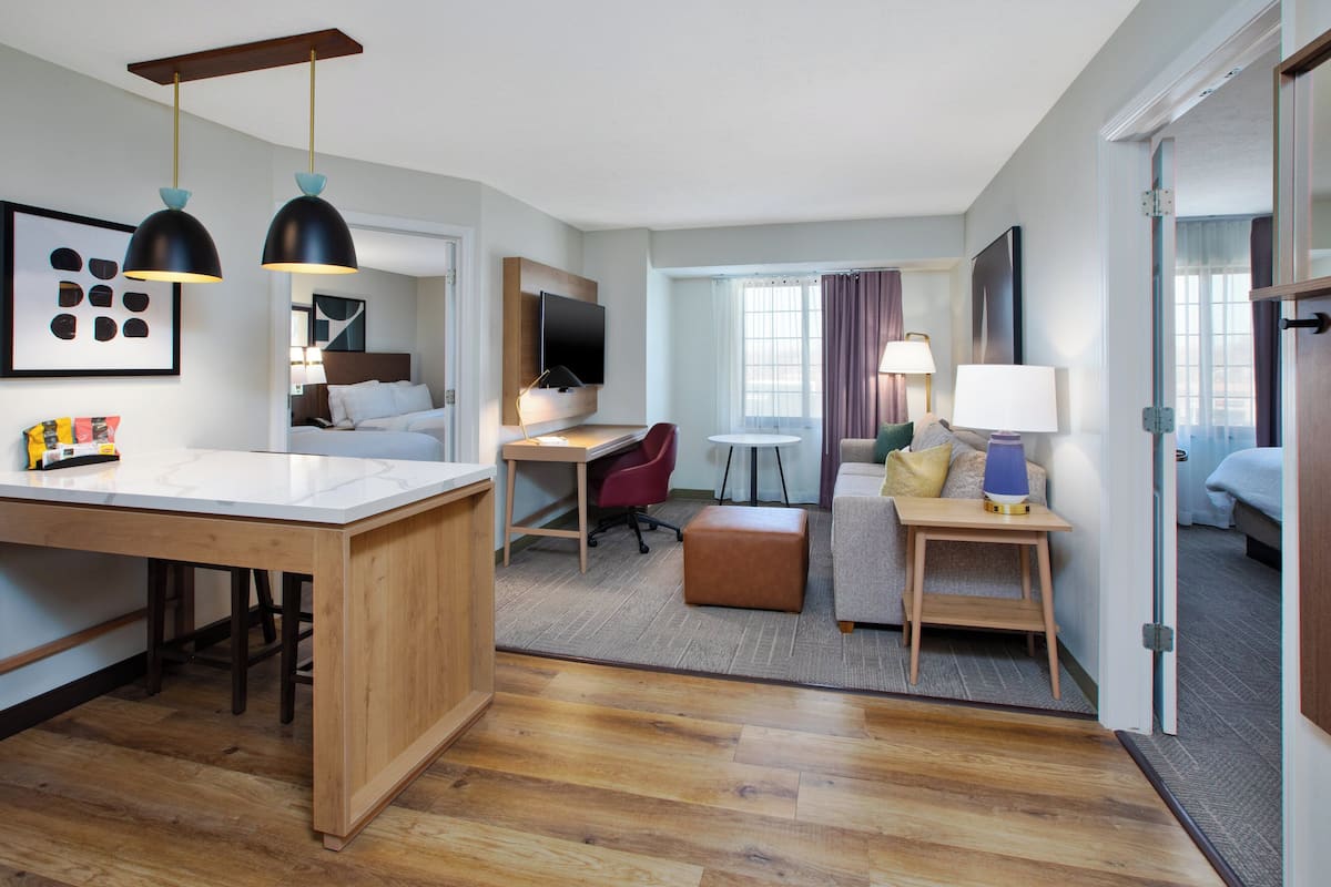 1 bedroom, premium bedding, down duvets, pillow-top beds