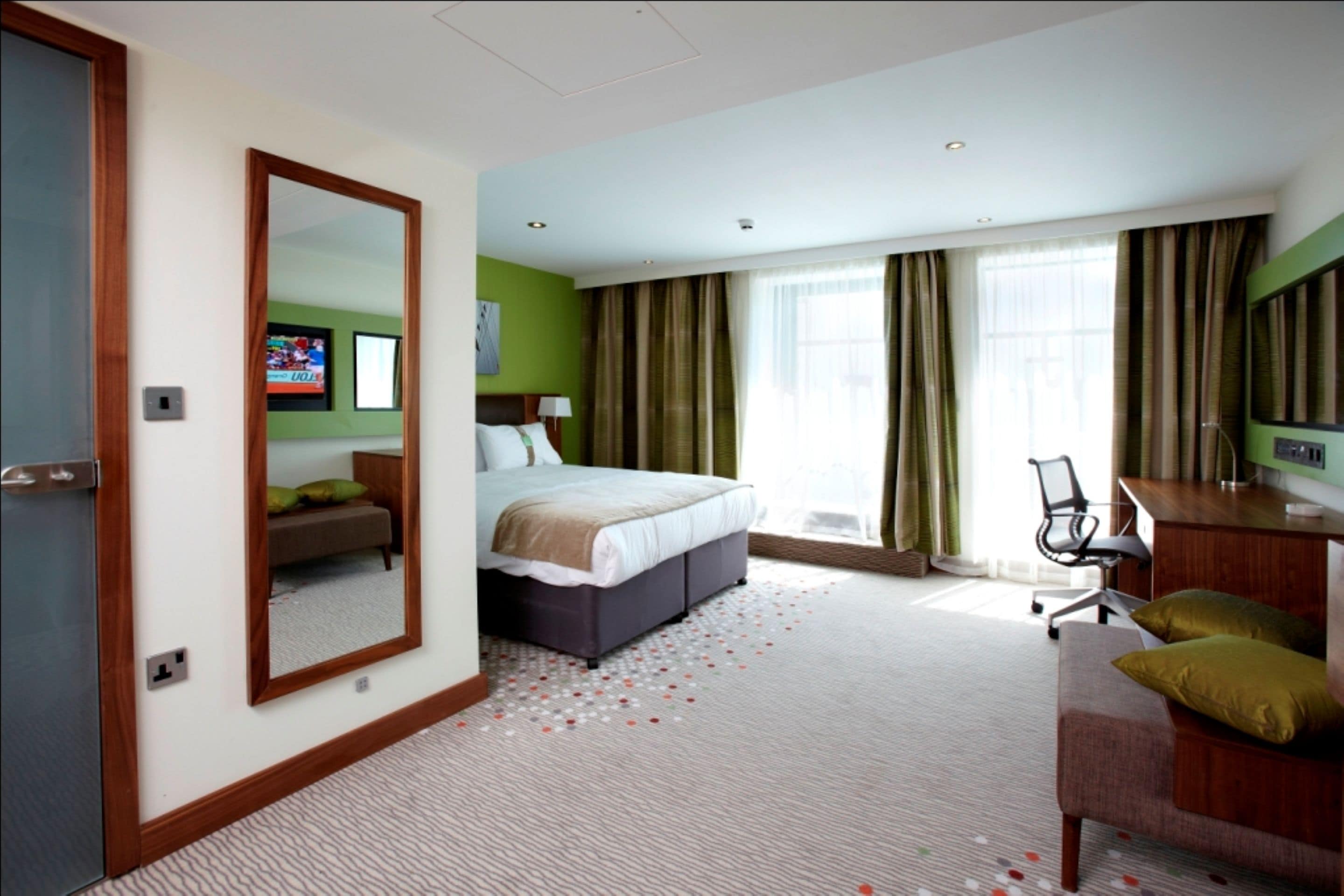 Photo - Holiday Inn Bristol City Centre by IHG