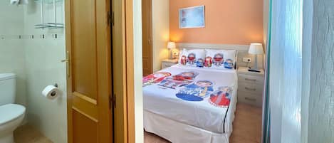 Daunenbettdecken, Zimmersafe, Verdunkelungsvorhänge