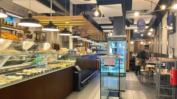 Daily continental breakfast for a fee - Luz Madrid Rooms (Madrid)