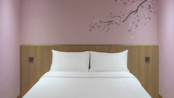 Blackout curtains, free WiFi, bed sheets