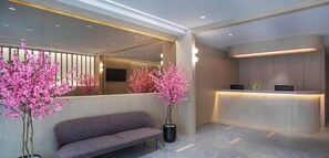 Quầy tiếp tân