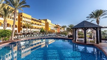 2 outdoor pools, pool umbrellas, sun loungers