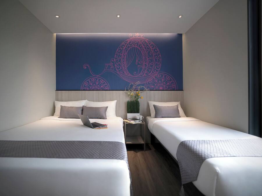 Trippelrum | Värdeförvaringsskåp på rummet, gratis wi-fi och sängkläder