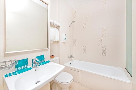 Hotel 81 Dickson - Image 3