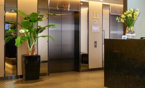 Interior - Hotel 81 Gold (Singapore)