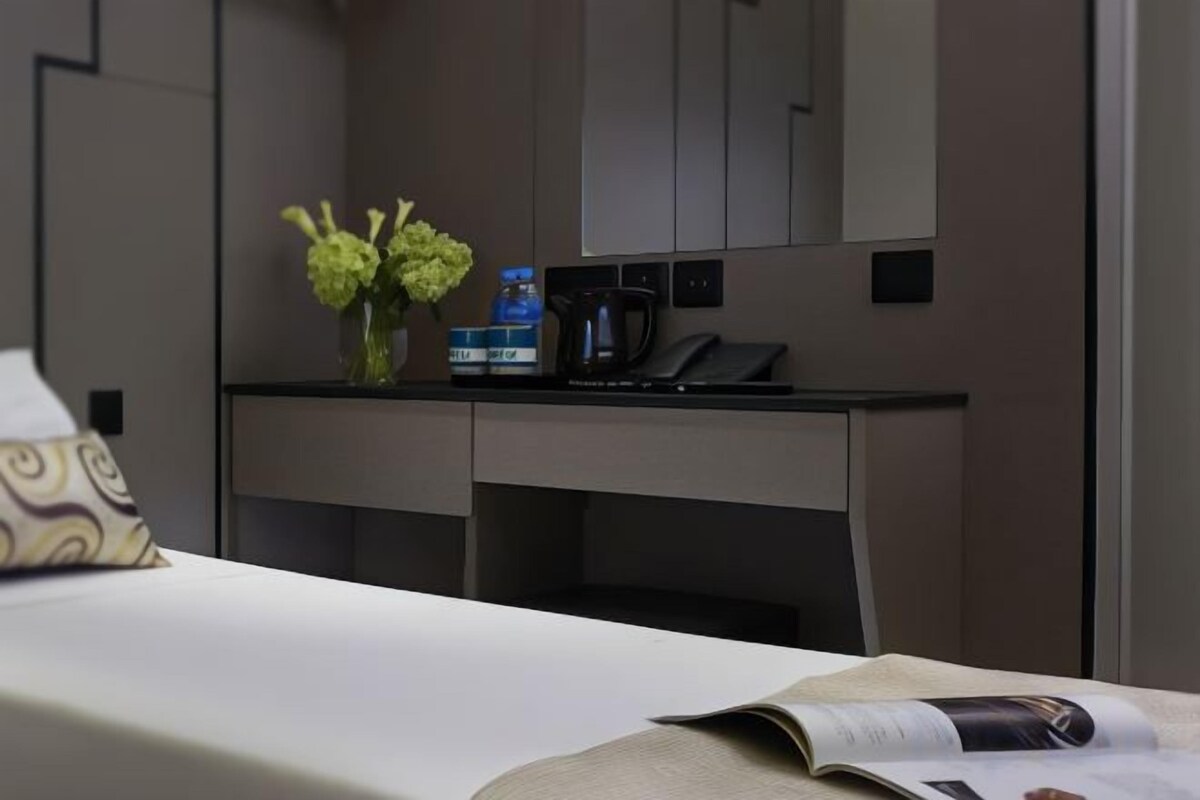 Desk, iron/ironing board (on request), WiFi (free), bed sheets