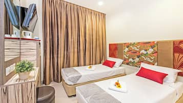 Superior Twin Room, 2 Twin Beds | Desk, blackout drapes, free WiFi, bed sheets
