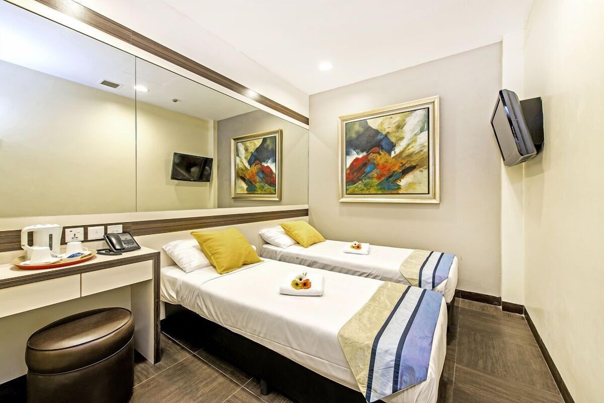 Free WiFi, bed sheets