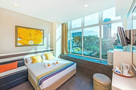 Deluxe Room, 1 Queen Bed. Hotel 81 Bugis