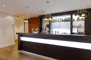 Desayuno continental gratuito y diario