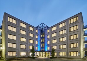 Exterior - Holiday Inn Express Amsterdam - Schiphol by IHG (Hoofddorp)