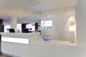 Reception - Holiday Inn Express Amsterdam - Schiphol by IHG (Hoofddorp)