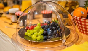 Breakfast area - New Dawn Hotel (London)