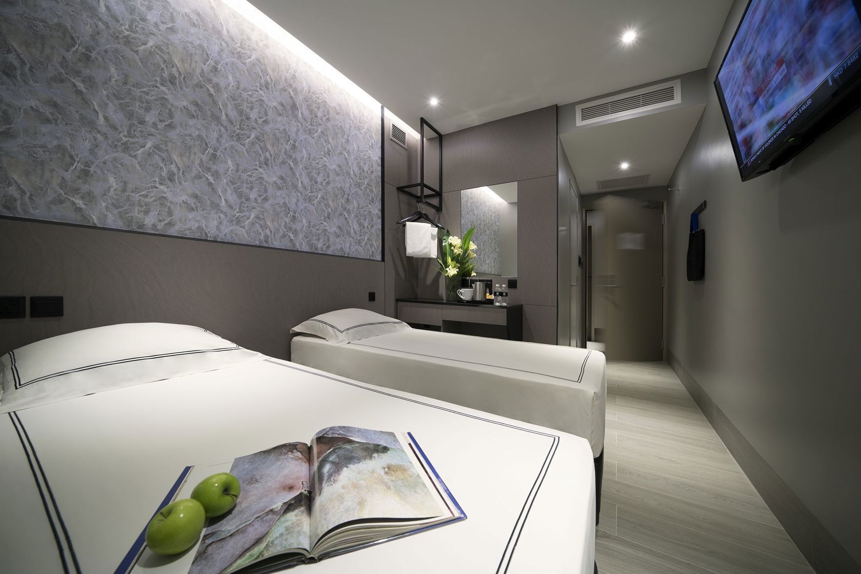 Bar mini, peti besi dalam bilik, seterika/papan seterika, Wi-fi percuma 