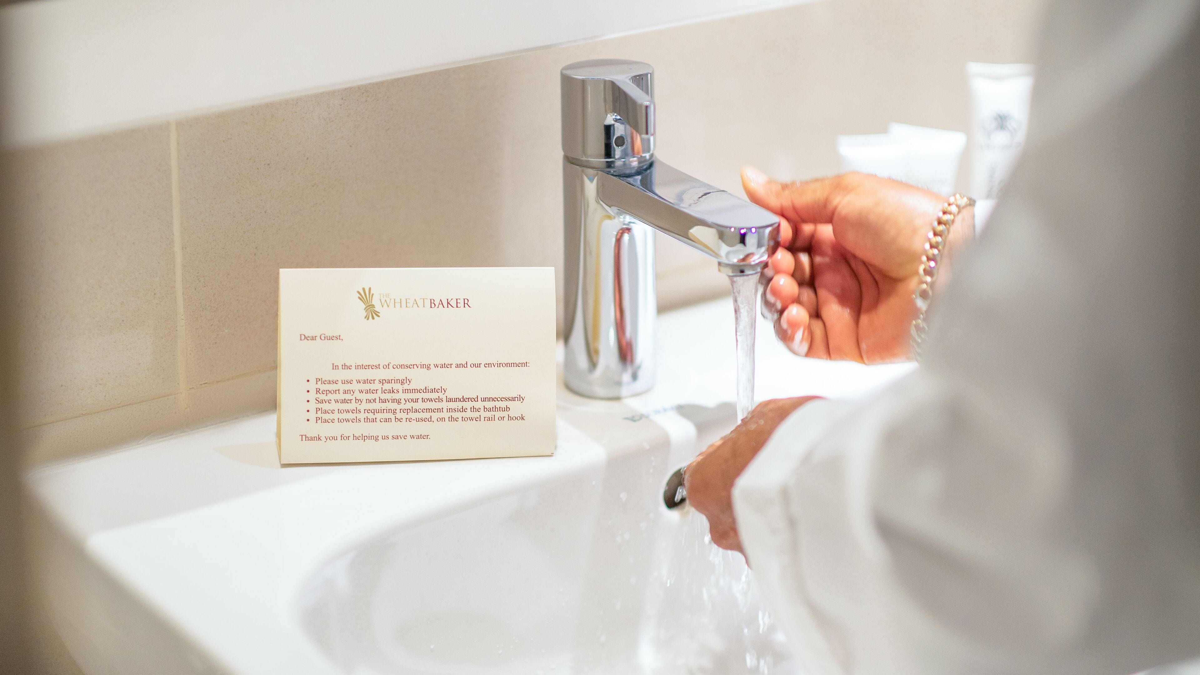 executive room, 1 king bed, non smoking | bathroom | separate bathtub and shower, free toiletries, hair dryer, towels