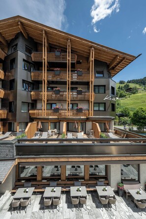 Front of property - Hotel Kendler (Saalbach-Hinterglemm)