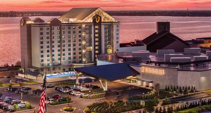 Horseshoe Lake Charles - A Caesars Rewards Destination