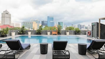 Kolam renang outdoor