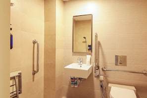 Ducha del cuarto de baño