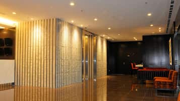 Sala de estar en el lobby