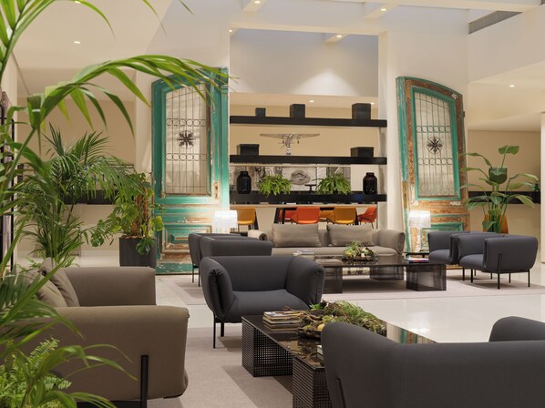 Sala de estar en el lobby